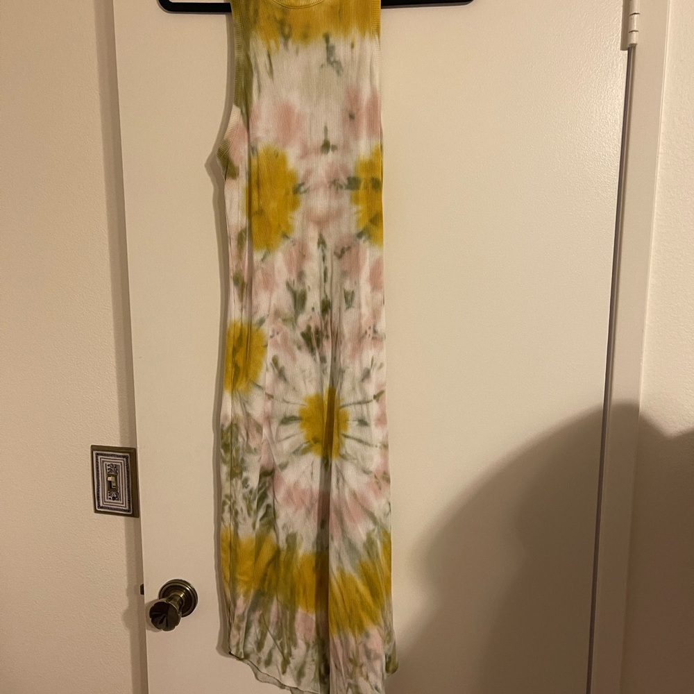 Vibrant Tie-Dye Sleeveless dress